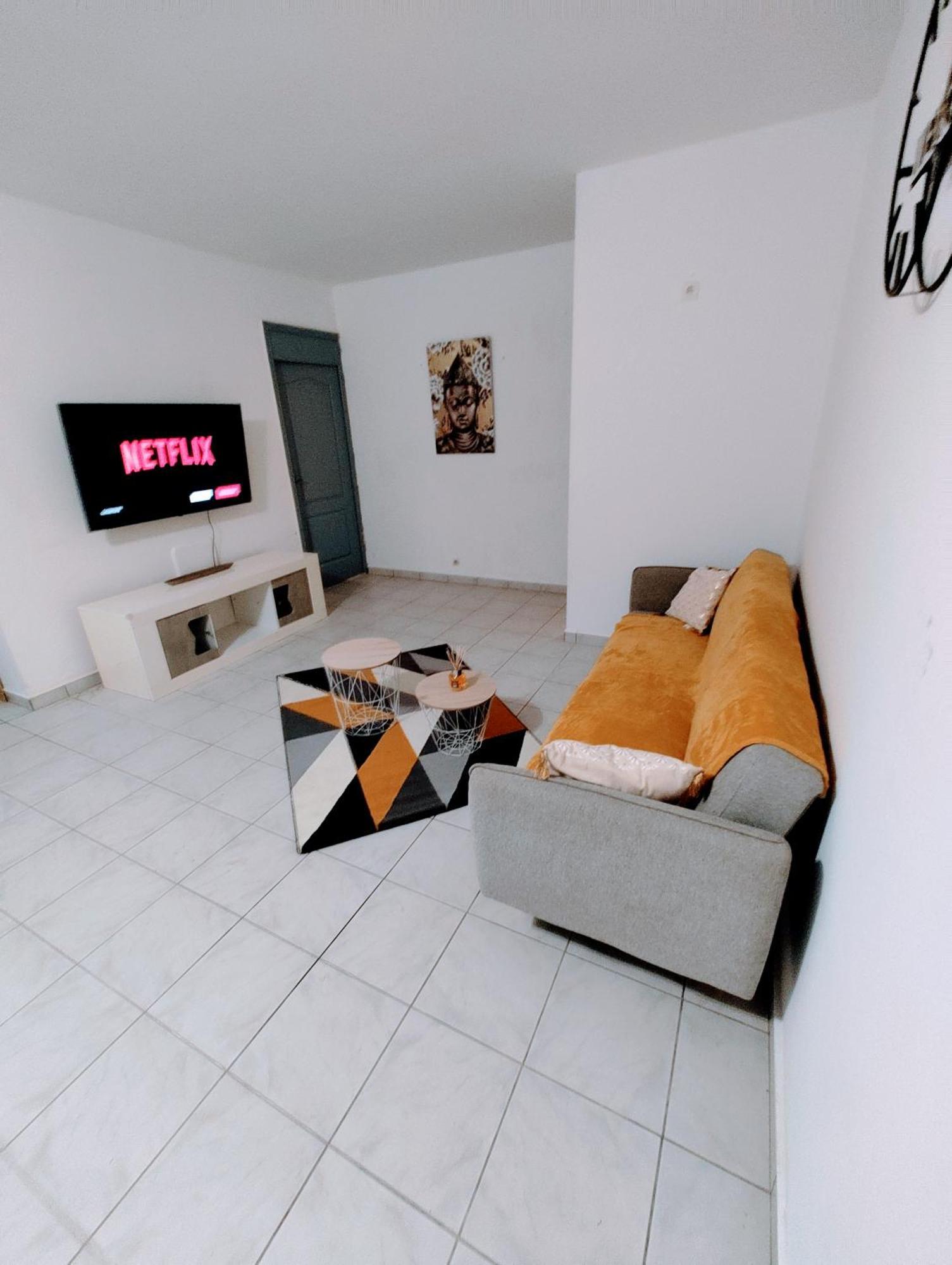 Le Nil Appartement Cosy Tout Confort Baie-Mahault Exterior foto